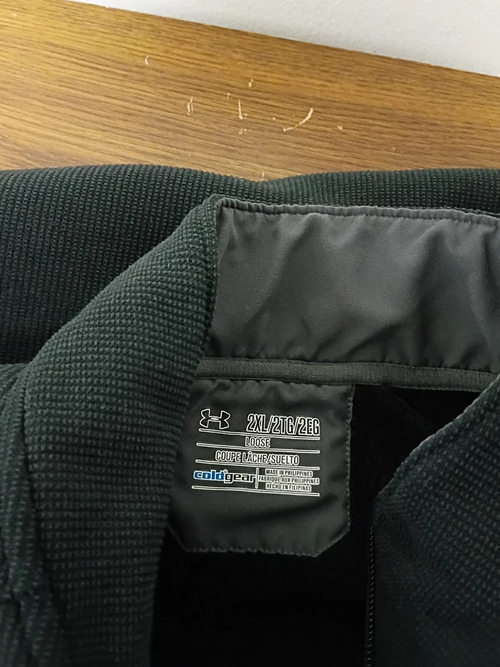 Suéter Pullover Under Armour 1238297 Especialista Para Hombre 1/4 Cremallera Negro Talla XXL Foto 3 de 3