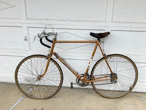 Vintage 1971 Men’s Peugeot 27” Racing Bike