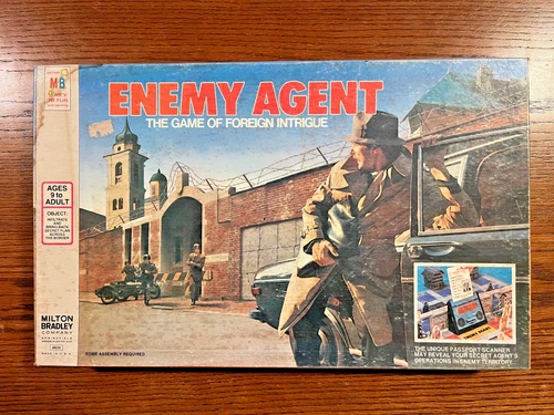 Vintage 1976 Enemy Agent Game ~ The Game Of Foreign Intrigue ~ Milton Bradley