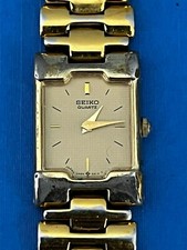 Vintage Seiko Watch Ladies Gold Tone Rectangle 2P20-5E69 New Battery 