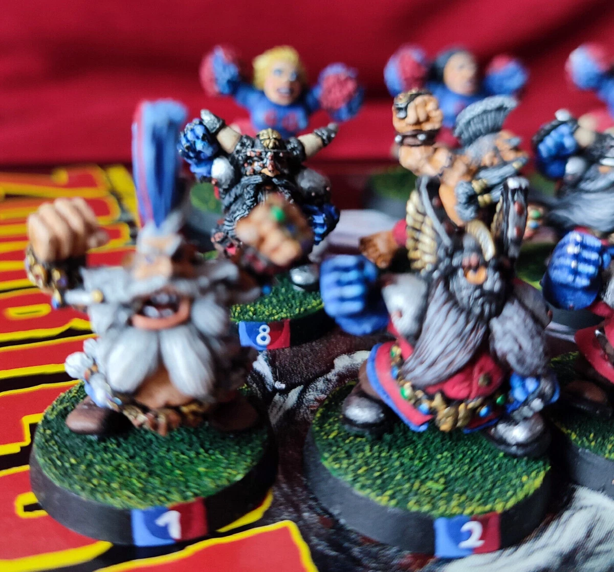 Blood Bowl - Dwarf / Zwerge - TEAM Pro Painting