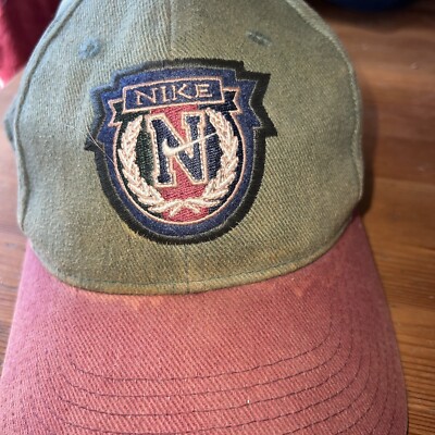 Vintage Men Nike Fitted Hat Dark Hunter Green Burgundy Size S/M 90 s Cap Emblem