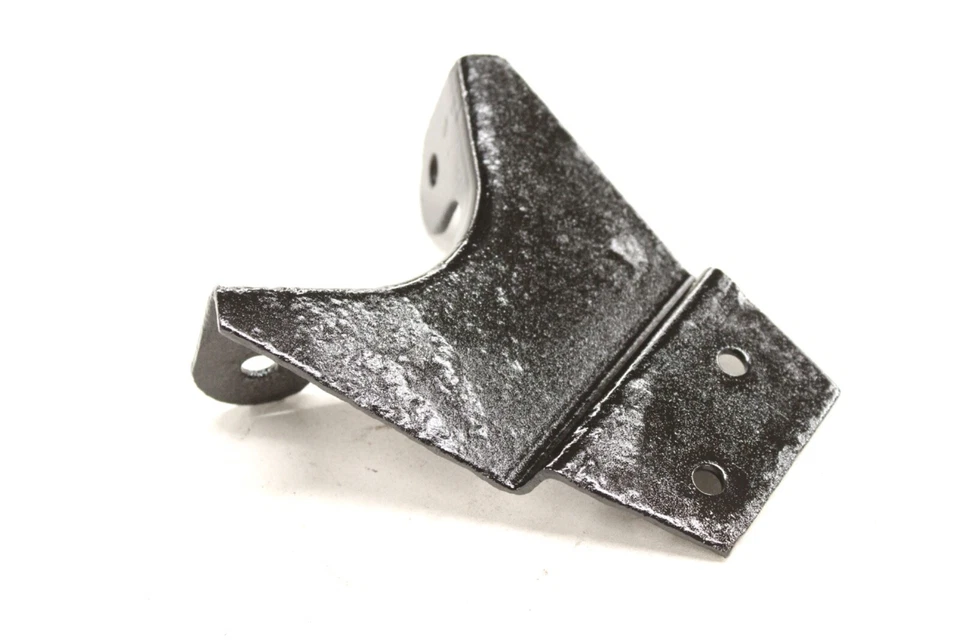Оригинальный кронштейн для крепления задней выхлопной трубы MG MGB MGBGT GEX7442 1975-1980 - Изображение 2 из 4