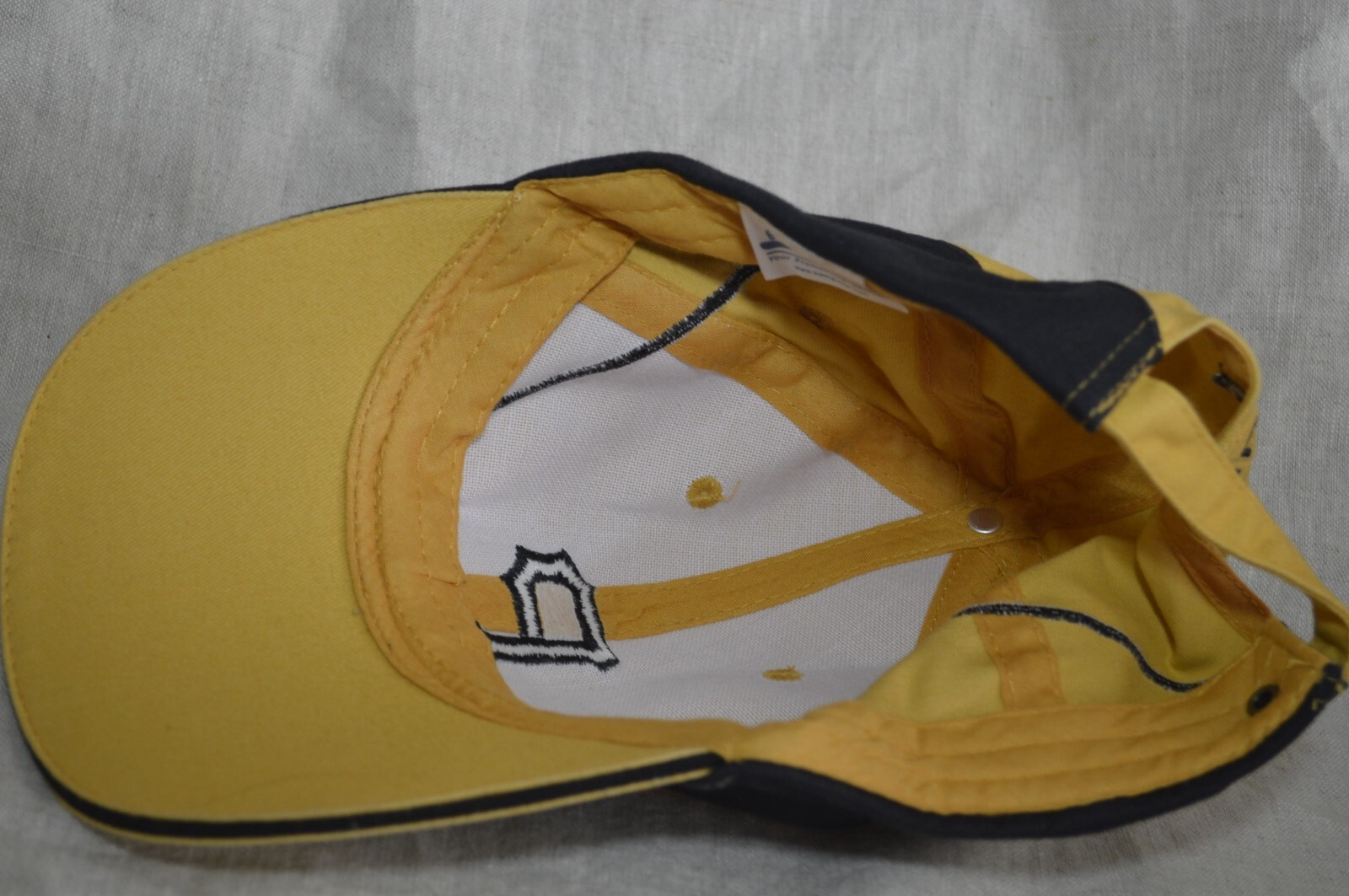 PITTSBURGH PIRATES ADJUSTABLE STRAPBACK BALL CAP … - image 10