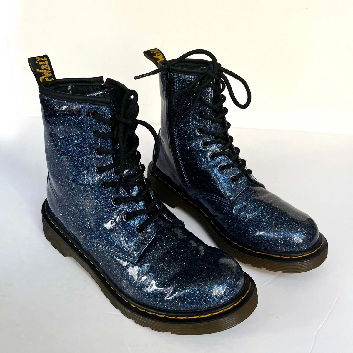 Navy glitter dr martens 2025