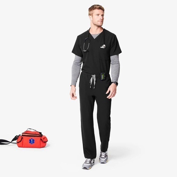 FIGS Pisco™ Basic Scrub Pants/ Black - image 1