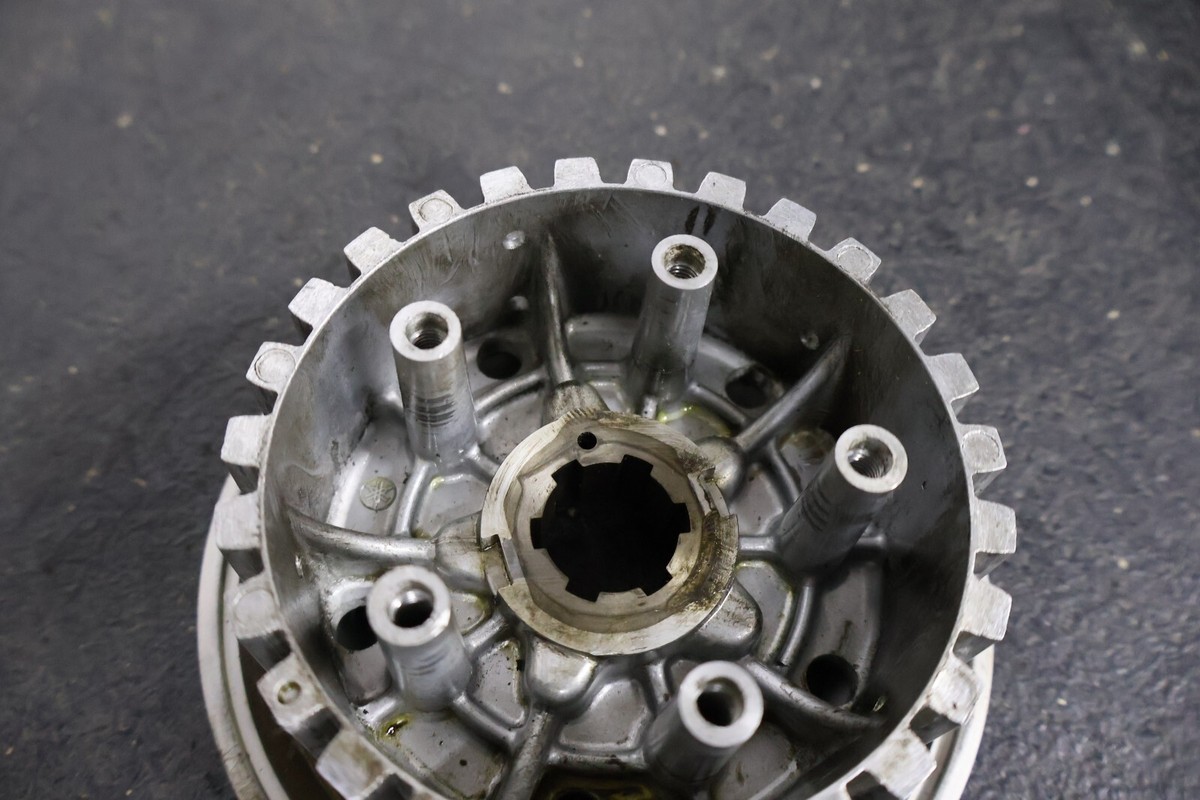 YAMAHA YX600 RADIAN XJ750 MAXIM SECA ENGINE CLUTCH BASKET INNER