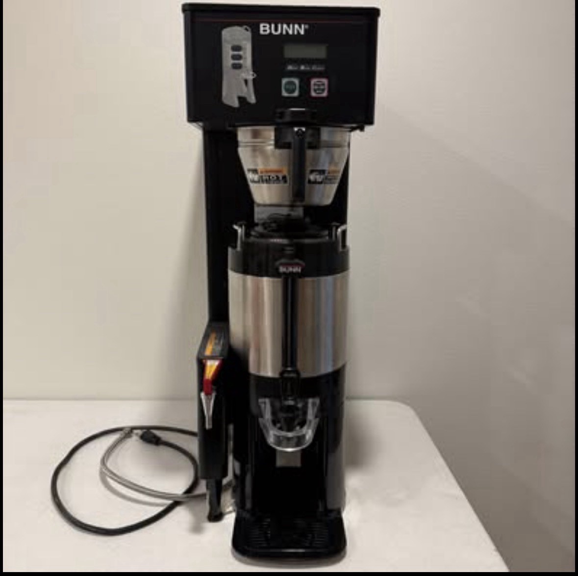 Bunn Commercial Thermofresh Coffee Brewer 34800.008 (Brewer 