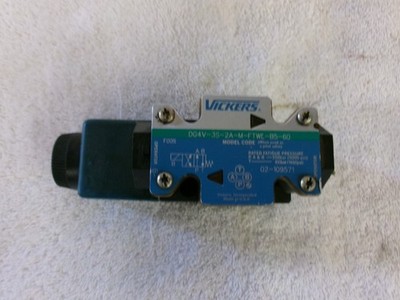 VICKERS Directional Solenoid Valve       DG4V-3S-2A-M-FTWL-B5-60