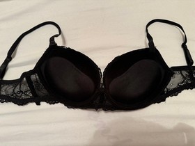 black lace bra