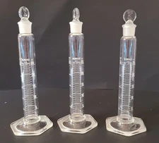 Lot Of 3 KIMAX 25 ml Graduated Cylinders 20039 With Stoppers