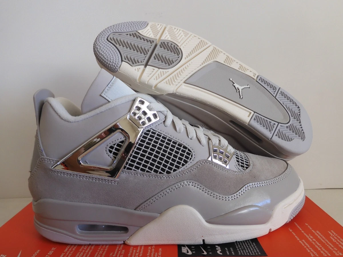 WMNS NIKE AIR JORDAN 4 RETRO