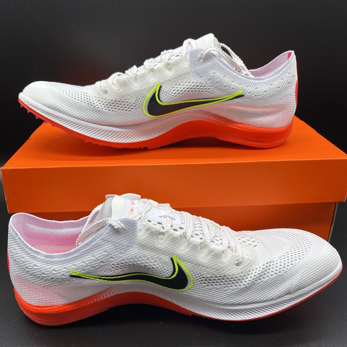Nike ZoomX Dragonfly Rawdacious Track Spikes Mens 6.5 Womens 8 White Black NIKE ZOOMX DRAGON FLY RAWDACIOUS TRACK CLEATS | Mercari main image 2