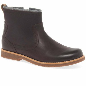 clarks junior boots