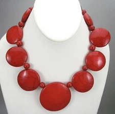 VIBRANT MARION GODART RED CRACKLE RESIN CHOKER NECKLACE - FRANCE