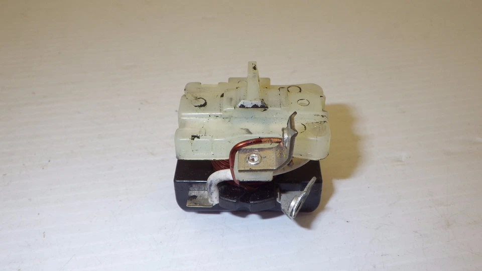 TECUMSEH P82928 RELAY MOTOR STARTER 63AMP 230V 50HZ NIB - Image 3 of 4