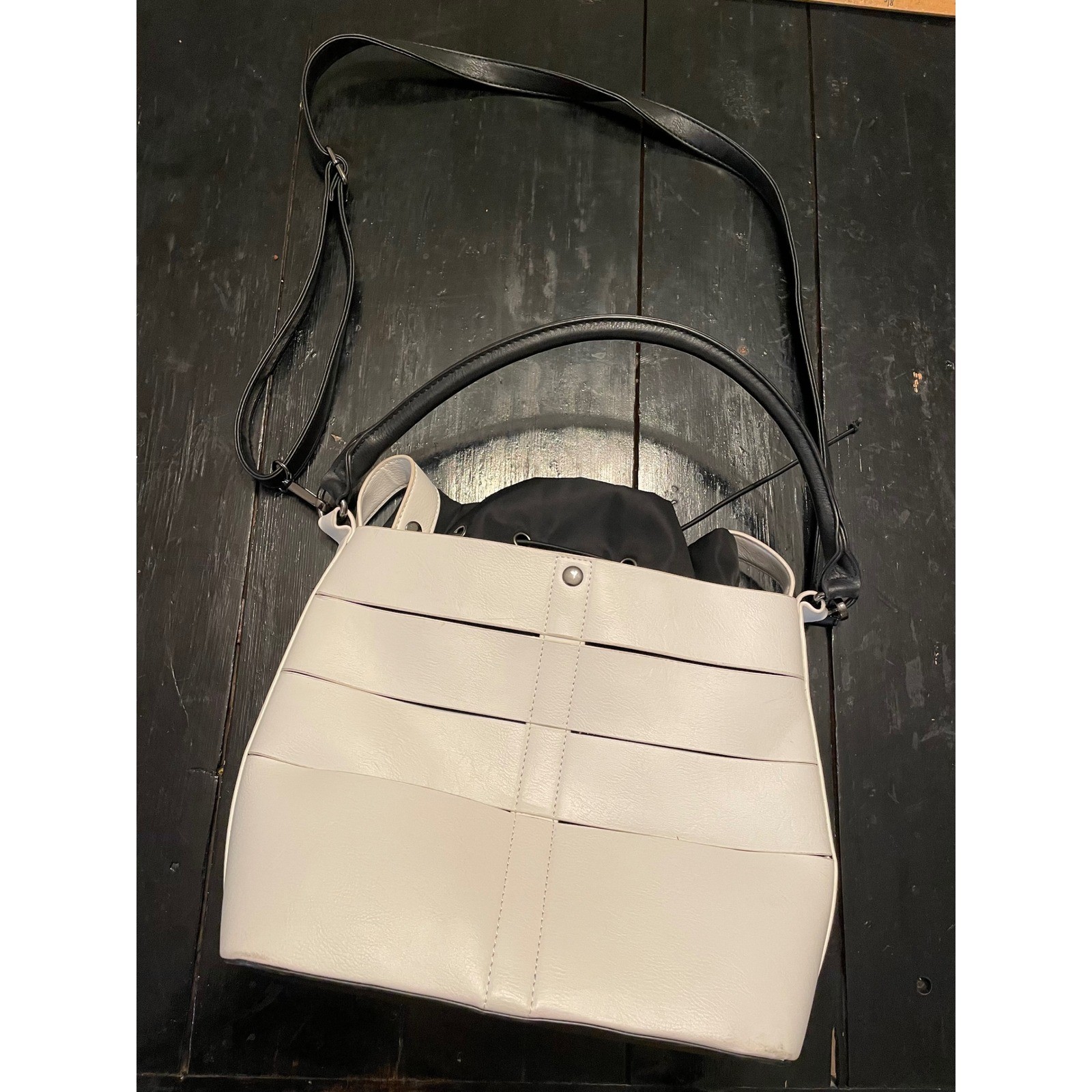 Fabletics White Black Caged Drawstring Bucket Bag… - image 1