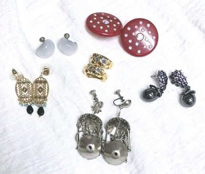 Lot Of Six Fashion Earrings Post And Screw Backs Some Vintage Read