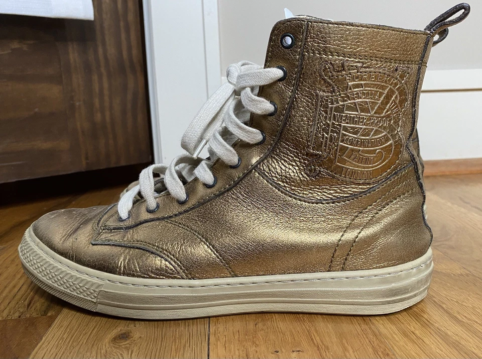 Zapatillas altas Burberry, cuero genuino dorado metálico, talla 6,5 Foto 3 de 4