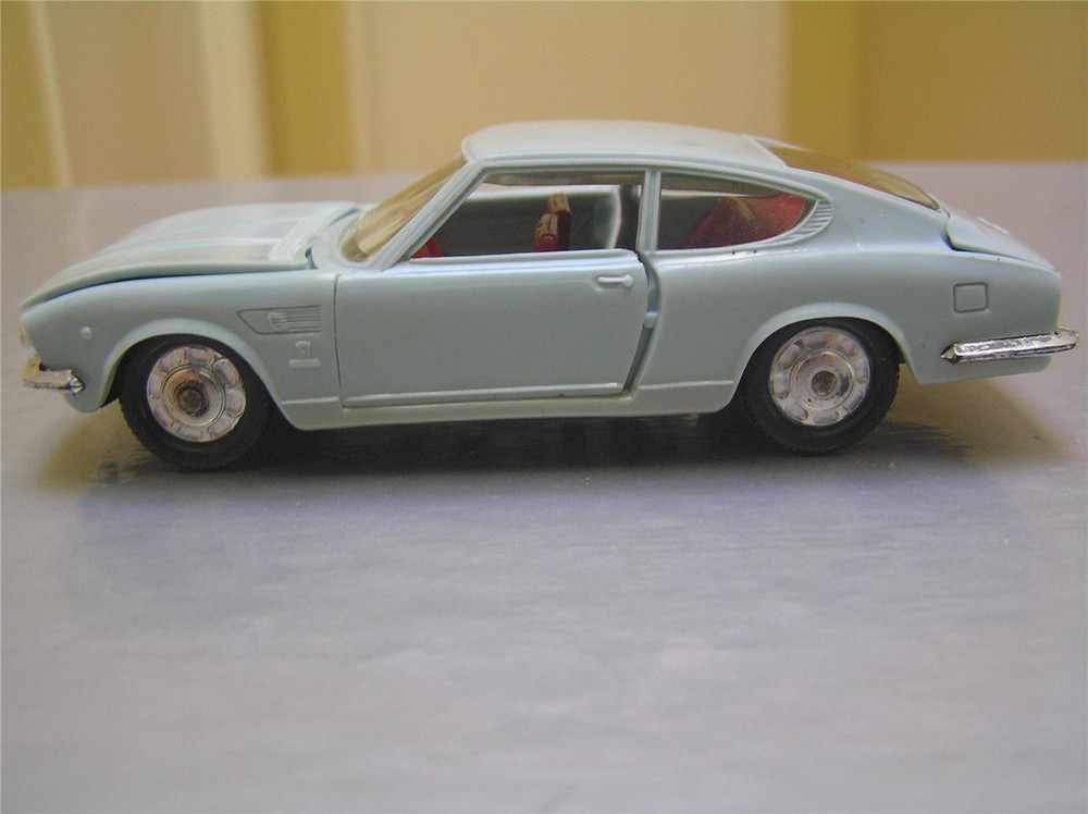 Norev 1/43 Fiat Dino Coupe French-made vintage plastic model