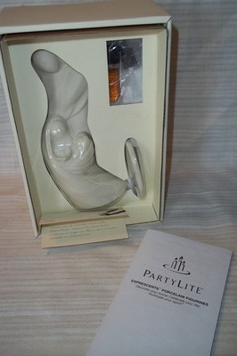 PARTYLITE - EXPRESCENTS PORCELAIN FIGURINE - NATVITY - NEW IN BOX