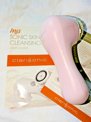Clarisonic Mia Sonic Skin Cleansing Brush NWOB Great Condition Extra Head