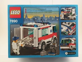 LEGO City 7890 Ambulance NEW! Paramedic EMT Emergency Rescue Stretcher Town