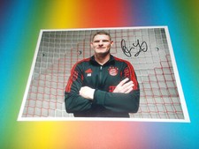 Anthony Barry FC Bayern Munich Signed Autographed 20x28 Photo In Person