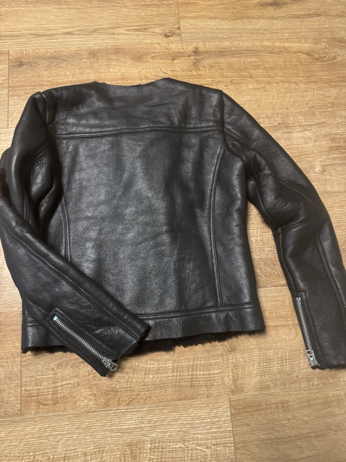Sheepskin coat women size 10 image 2