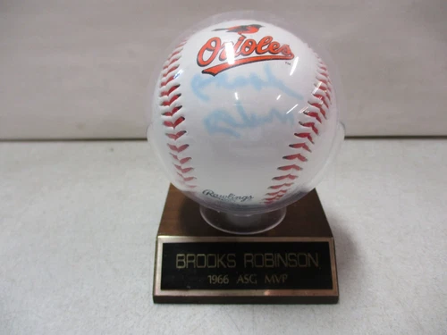 Brooks Robinson Autographed Baltimore Orioles Baseball