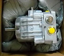 GENUINE OEM TORO PART # 103-1942 HYDRO PUMP FOR TORO Z MASTER ZERO TURN MOWERS