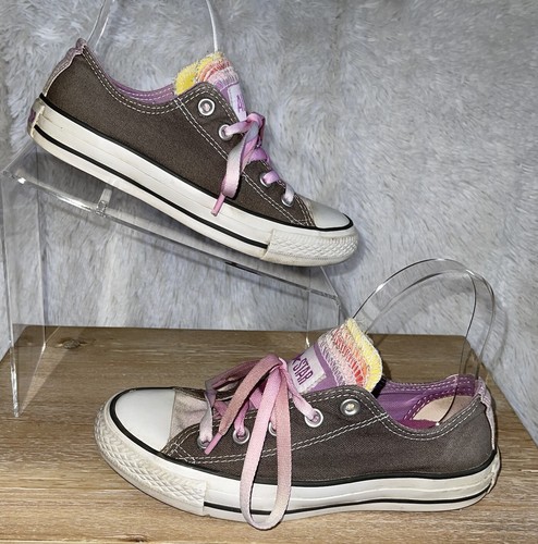 multi tongue converse