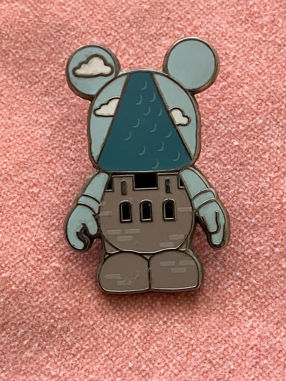 Disney Vinylmation Mystery Park #3 Castle Pin 2009