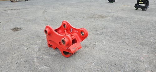 Quick Hitch w/ 65mm Pins - Unused - £1350.00 + VAT @ 20% - C577 - Picture 6 of 8