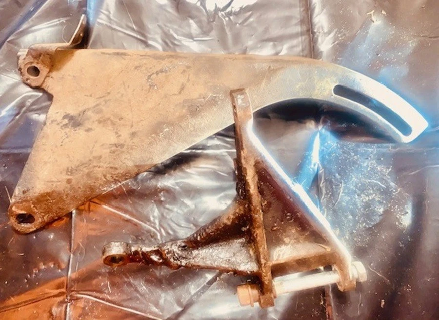 1966-68 396/375,427/425 Chevelle ,Camaro ,Imp GM Original alternator brackets - Image 2 of 3