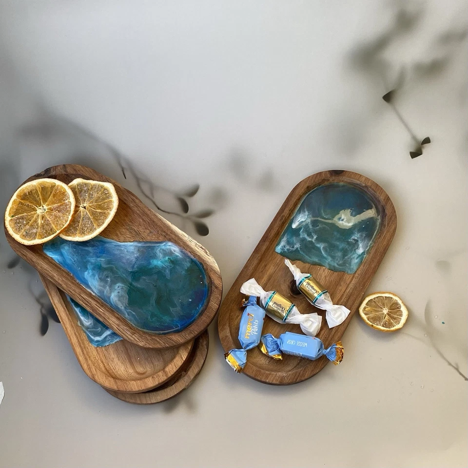 Ocean Resin Serving Trays Set 4 – Acacia Wood Snack Plates Handmade - Bild 4 von 4