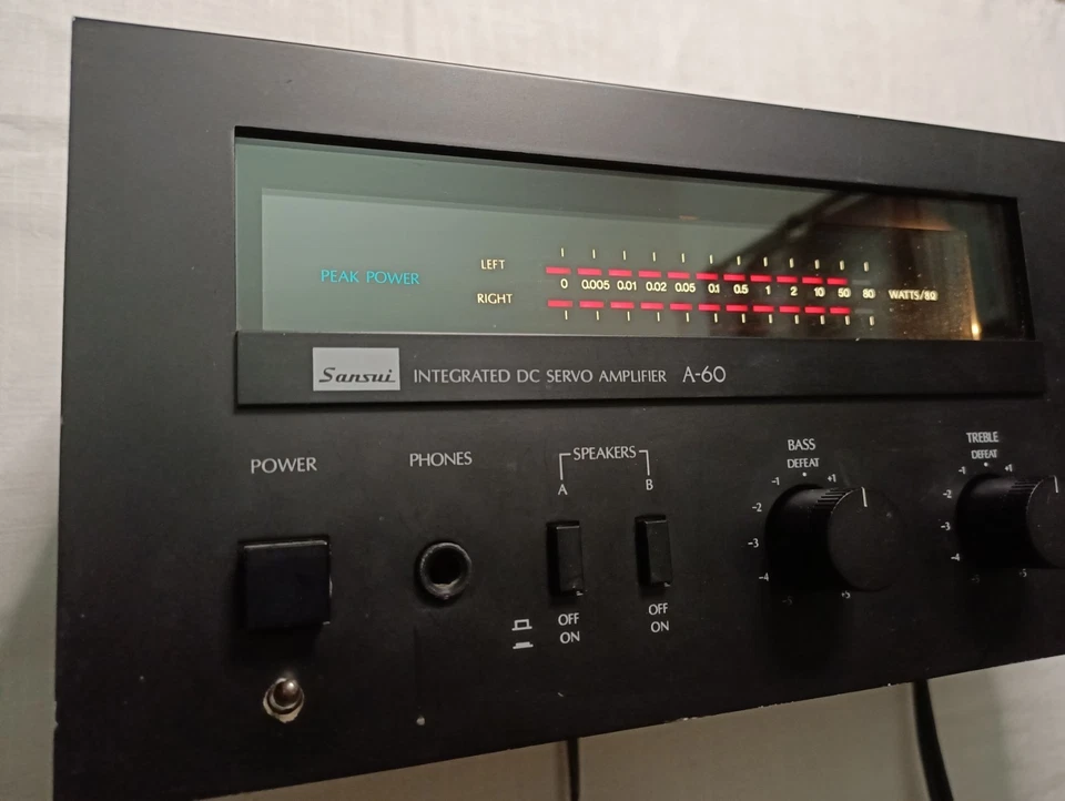 Amplificador integrado estéreo Sansui A-60 Foto 3 de 4