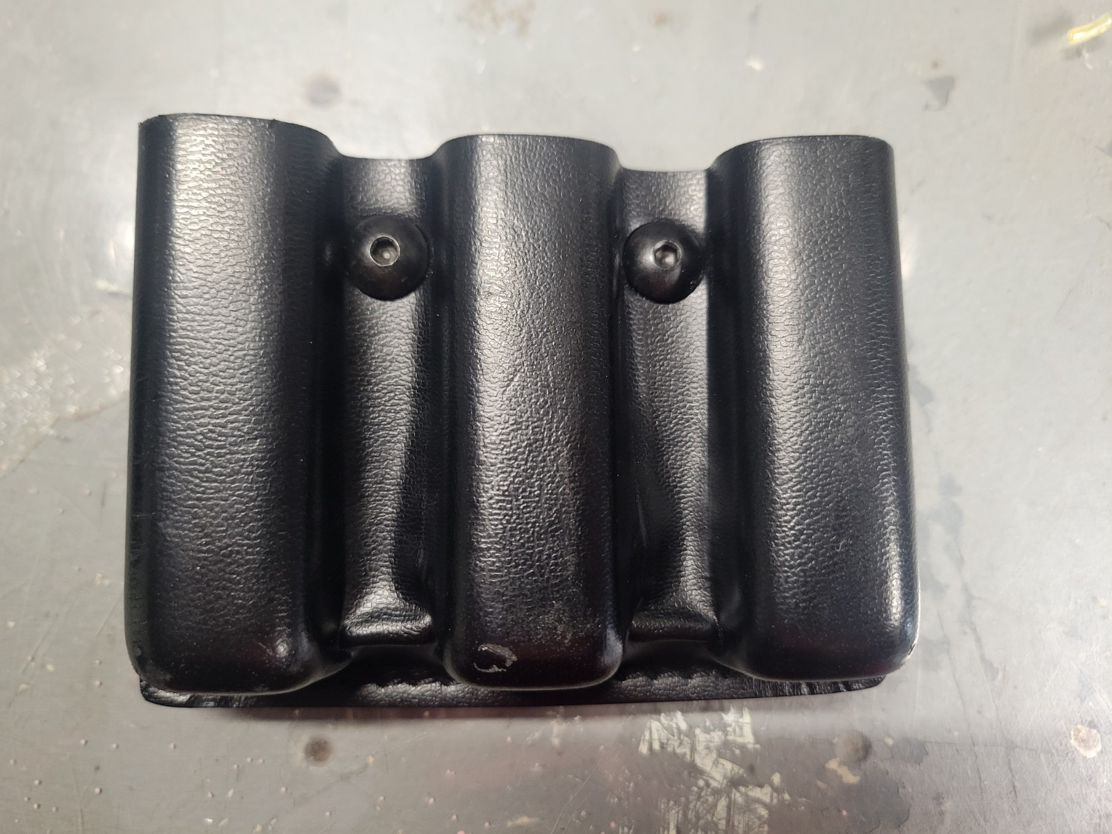 Safariland Triple Magazine Pouch Compatible with Glock 17/22