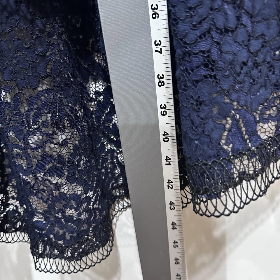 Vestido de encaje Eliza J 8 azules con volantes calce y acampanado sin mangas midi cóctel Foto 3 de 4