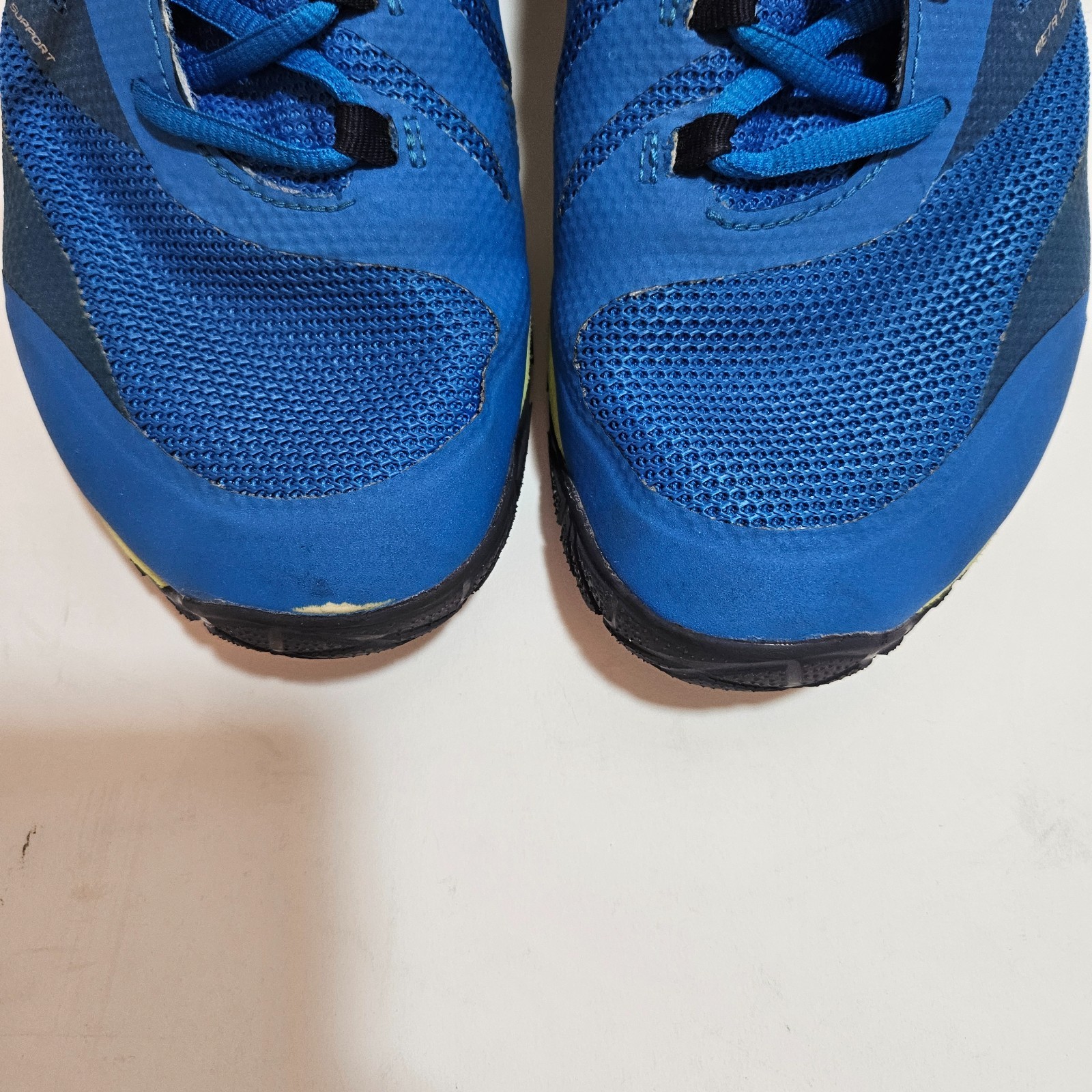 SAOLA Scarpe New Balance Minimus Trail MT uomo taglia 8 piedi nudi suola Vibram blu giallo