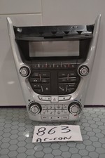 10 11 12 Chevrolet Equinox Radio AC and Heater Control Used Stock #863-AC