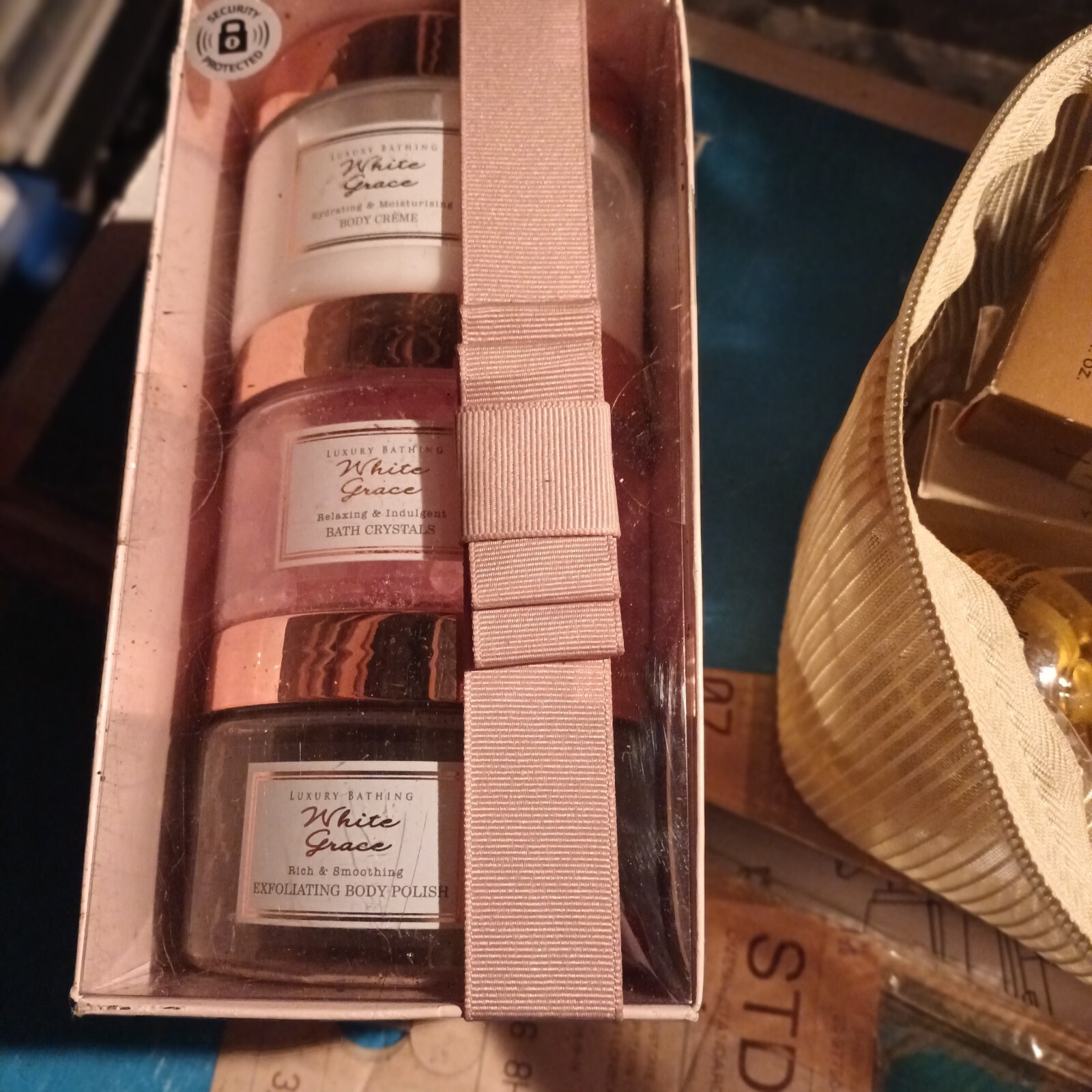 unwanted christmas gifts eBay