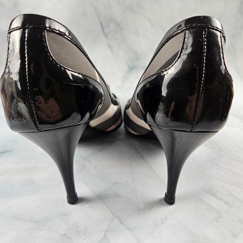 Burberry Nova Check Canvas/Black Patent Leather pump pointed heels size 39 US 8 - Picture 2 of 12