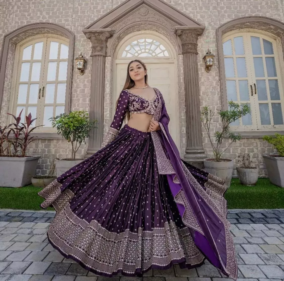 sabyasachi lehenga