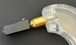 New in package - Pistol Grip Oil Feed Glass Cutter - Carbide Wheel/Swivel Head