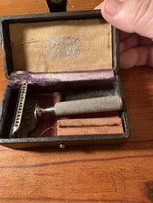 Antique Vintage Gem Razor Kit Shaving Set Metal Blade w/Holder Original Case
