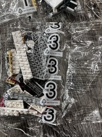 LEGO Star Wars: Snowspeeder (75049)! Mostly Sealed!! COMPLETE!