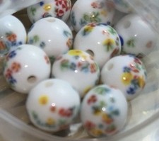 11 Vintage 1950s Millifiori Lampwork Japanese Glass Beads White