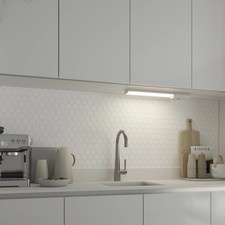 GoodHome Mokoli Schrankleuchte mit 2 USB-Steckdosen UVP 40£