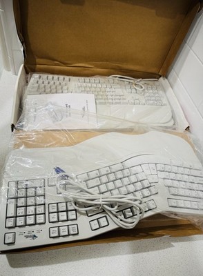Lot Of 2 Mouse Systems Contour 107 Keyboard IBM AT PS/2 Compatible Keyboard Read